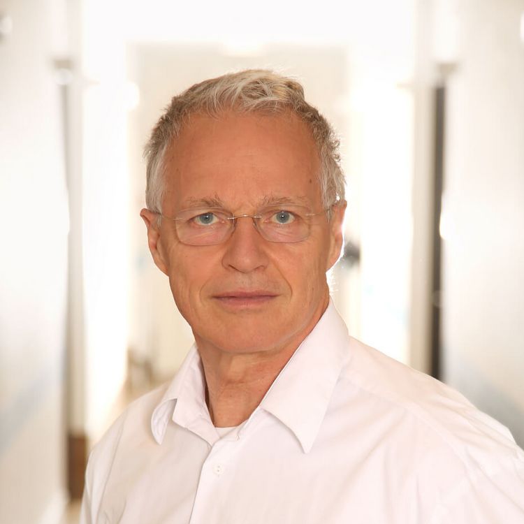 Dr. med. Michael Angerer
